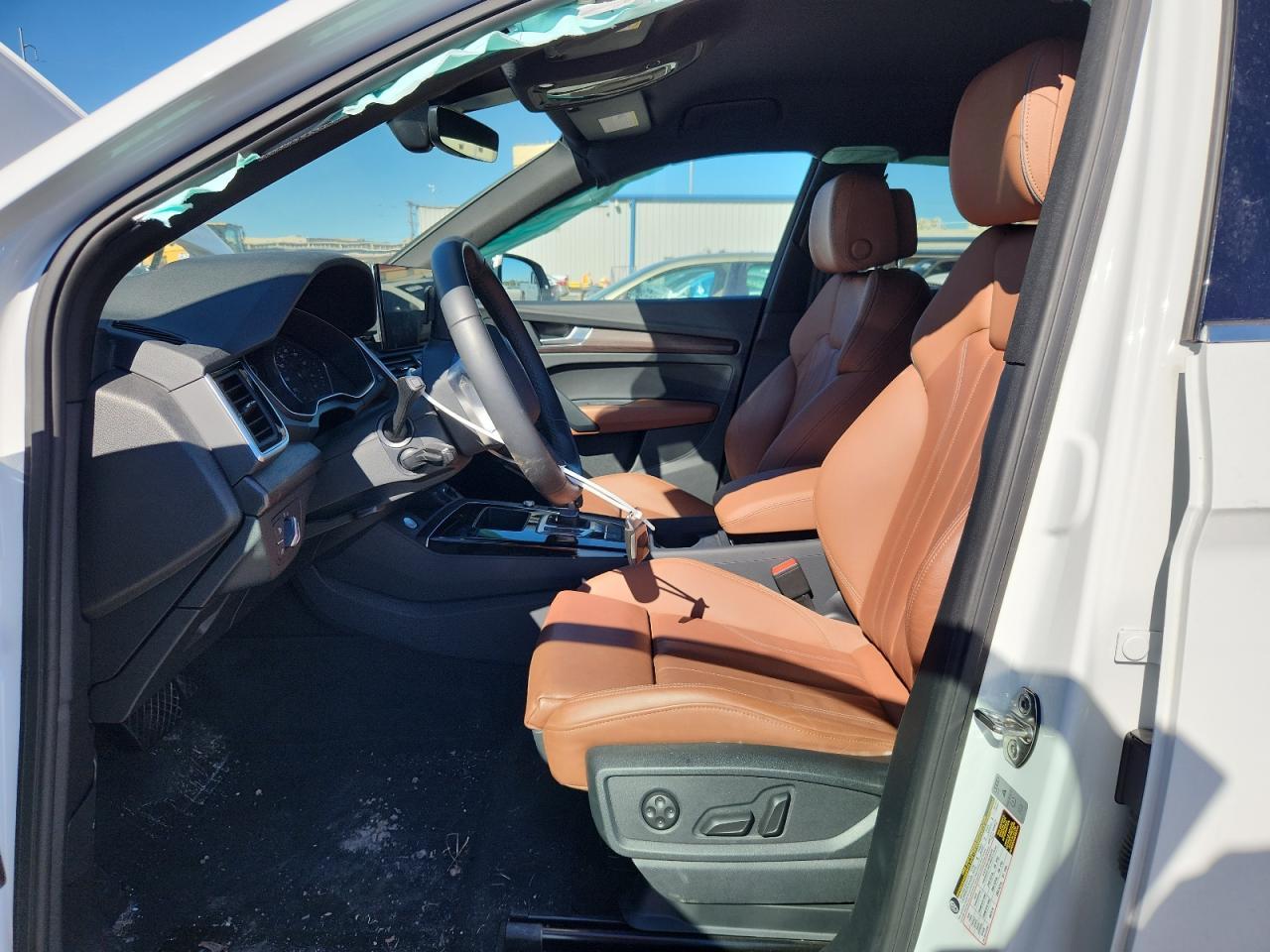 2024 Audi Q5 Premium 45 - Image 7