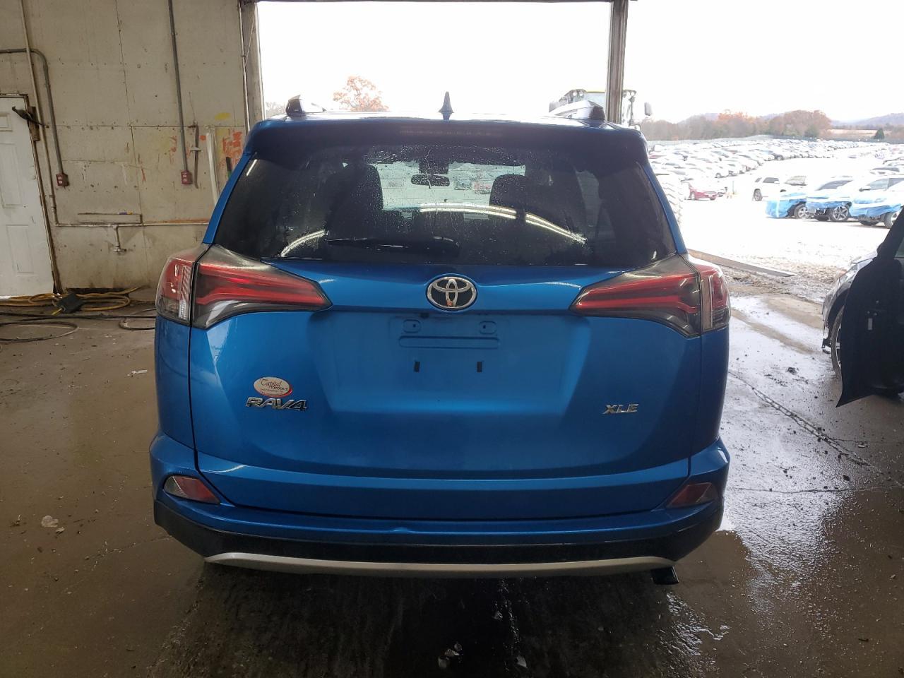 2016 Toyota Rav4 Xle - Image 6