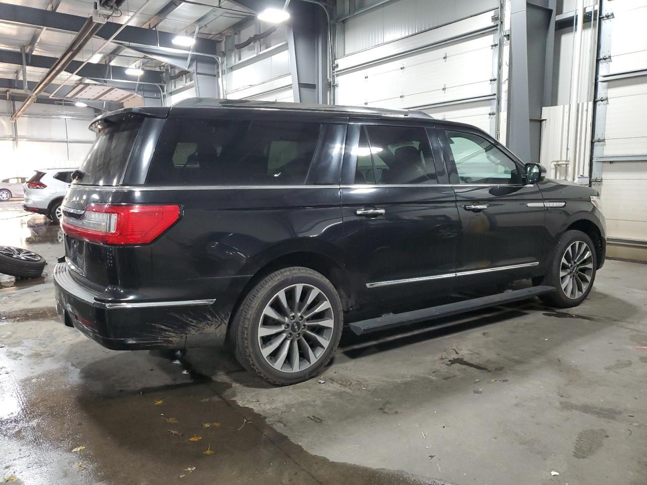 2019 Lincoln Navigator L Select - Фото 3