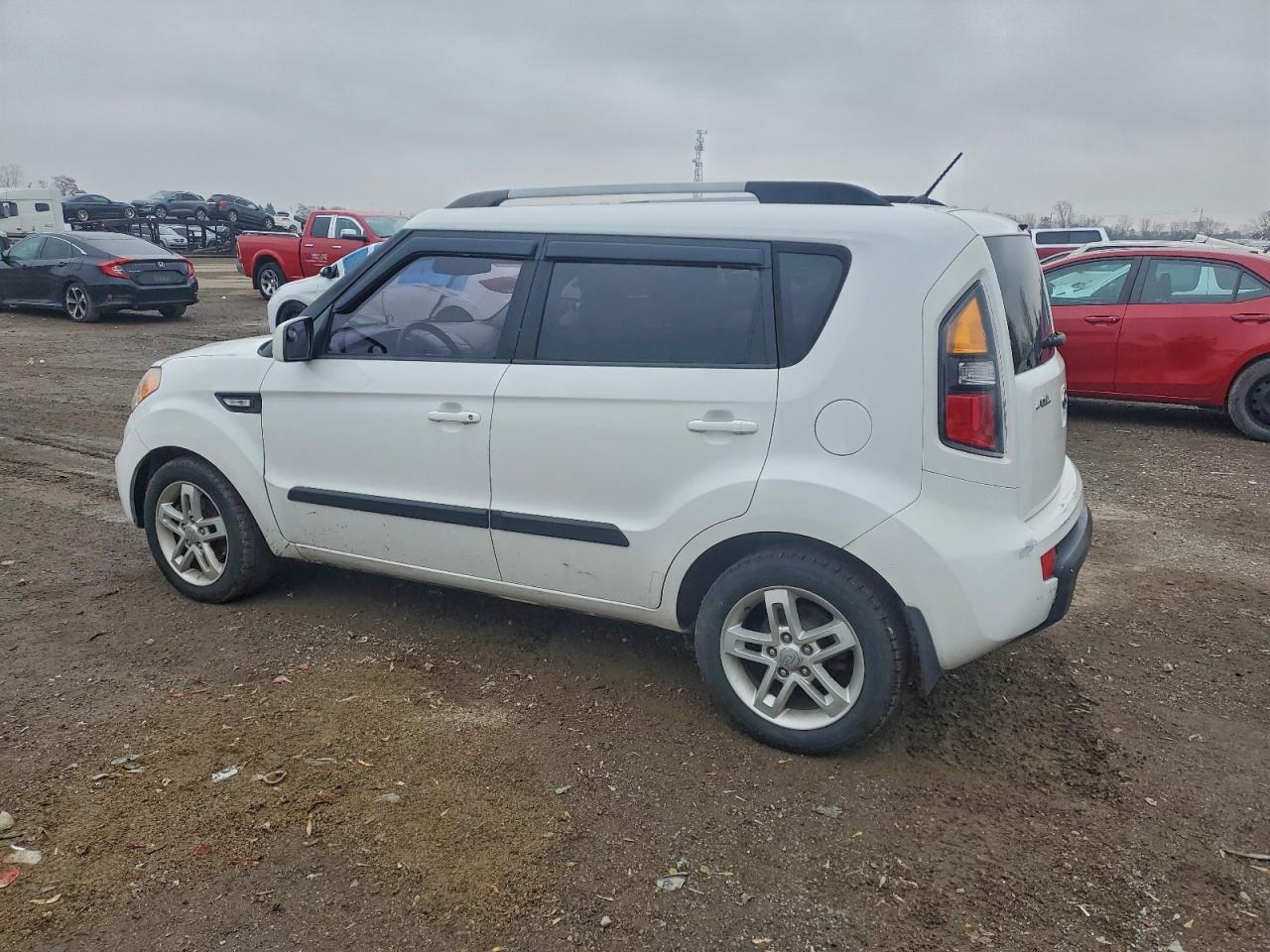 2011 Kia Soul + - Image 2
