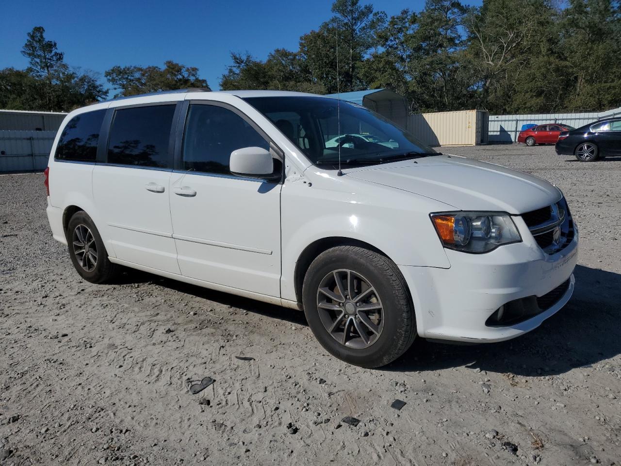 2017 Dodge Grand Caravan Sxt - Фото 4