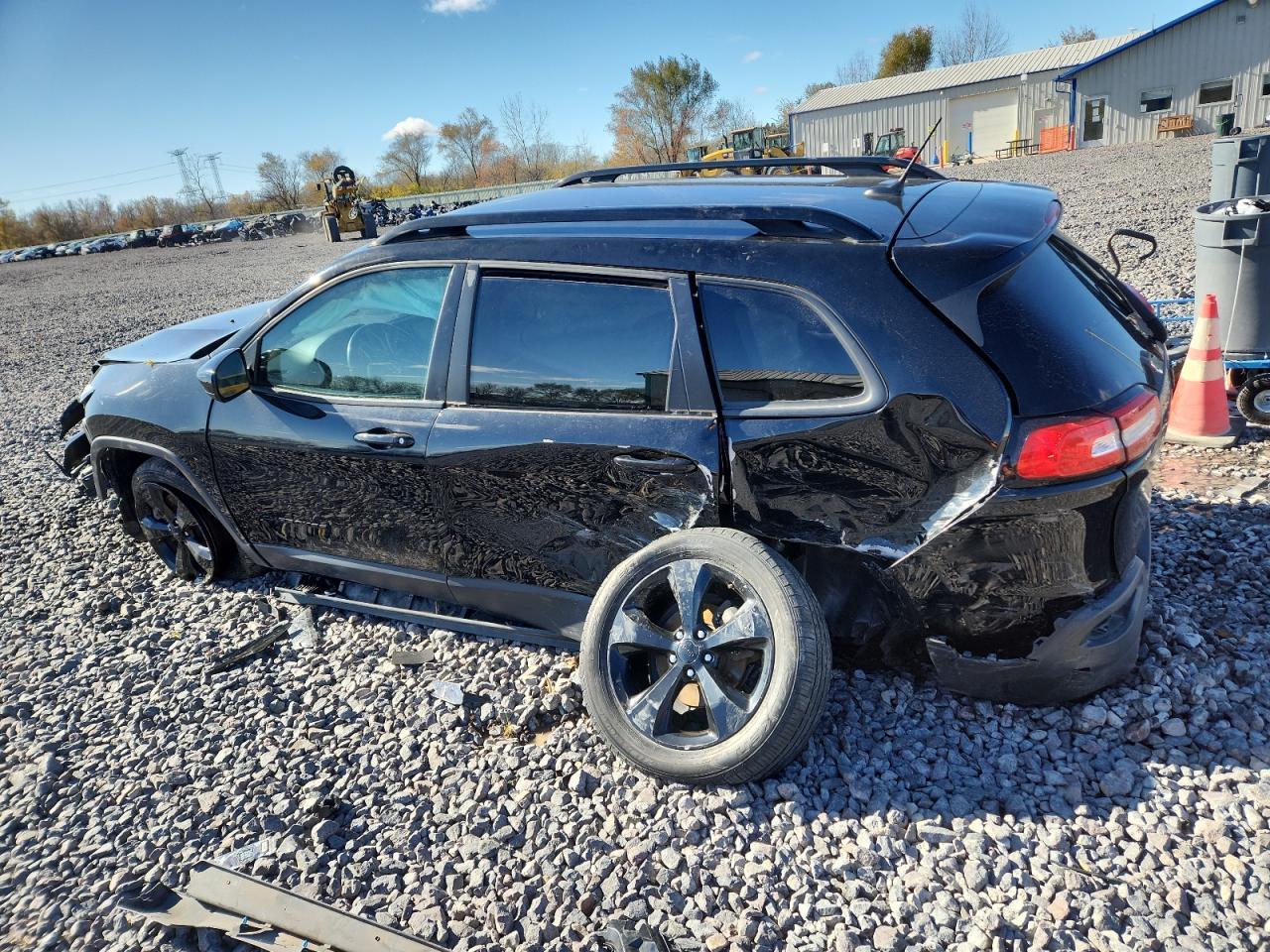 2018 Jeep Cherokee Latitude - Фото 2