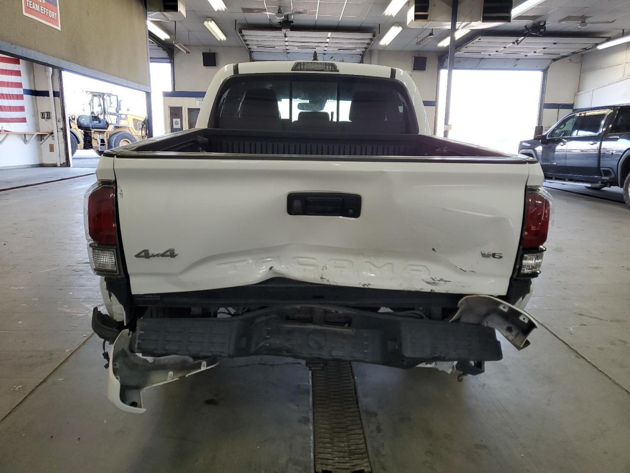 2021 Toyota Tacoma Double Cab - Фото 6