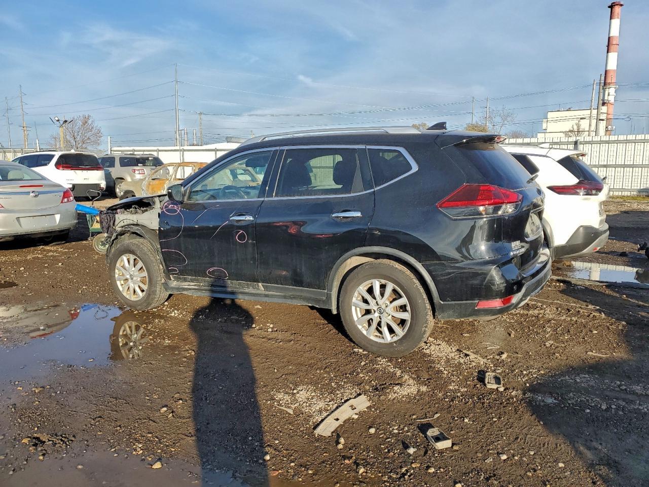 2020 Nissan Rogue S - Image 2