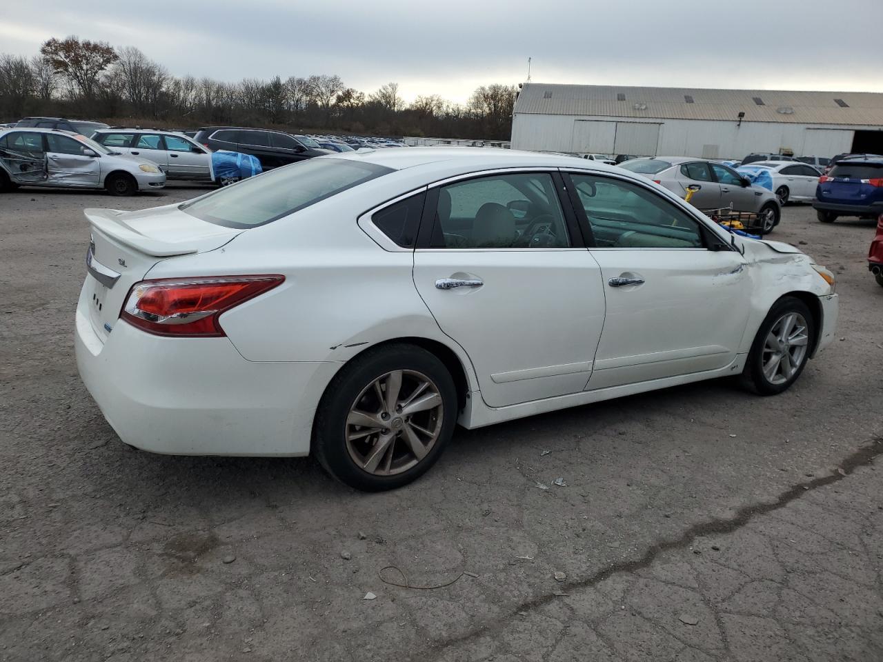 2013 Nissan Altima 2.5 - Image 3