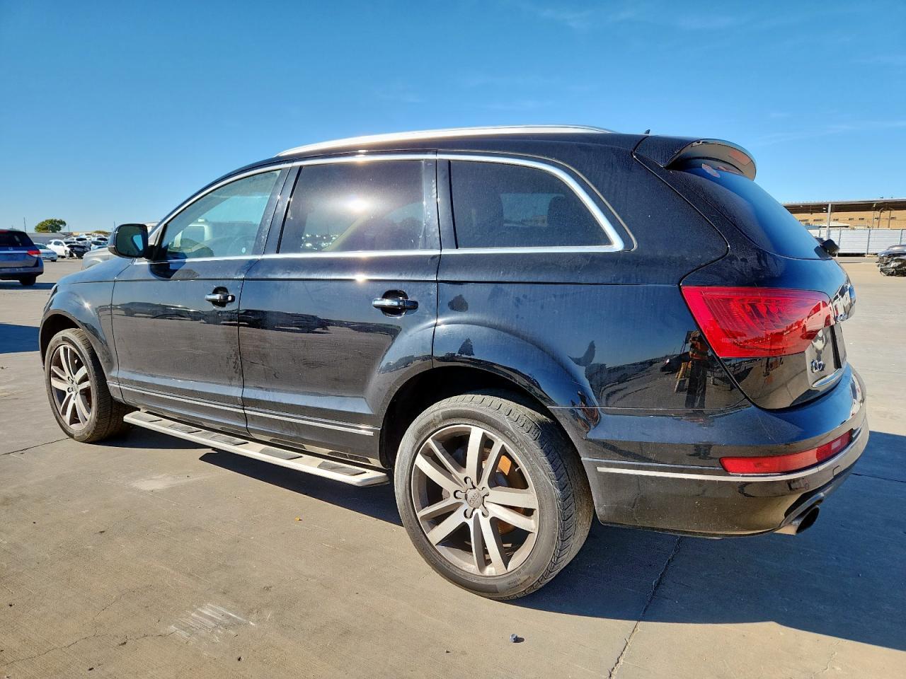 2015 Audi Q7 Premium Plus - Image 2