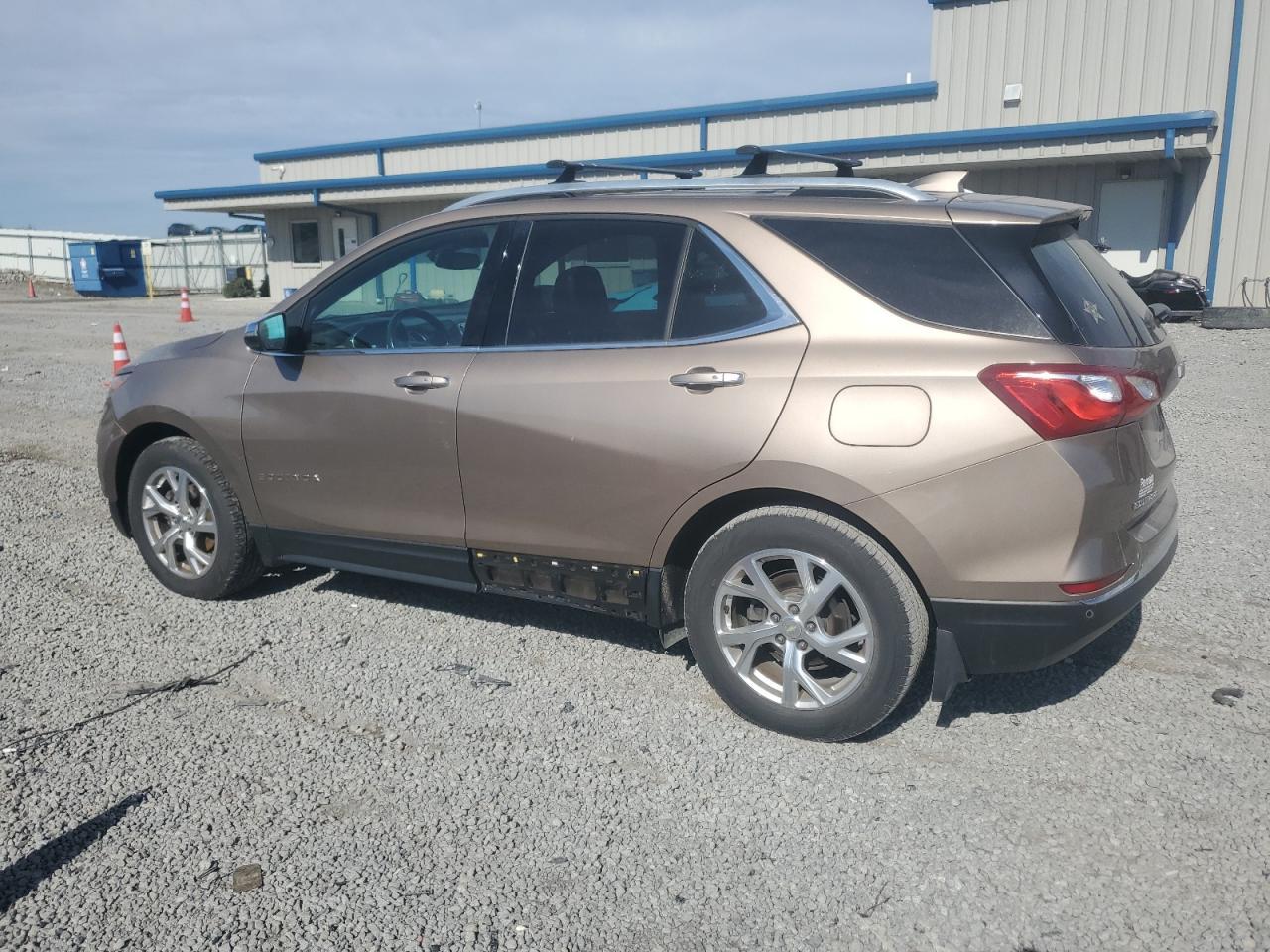 2018 Chevrolet Equinox Premier - Фото 2