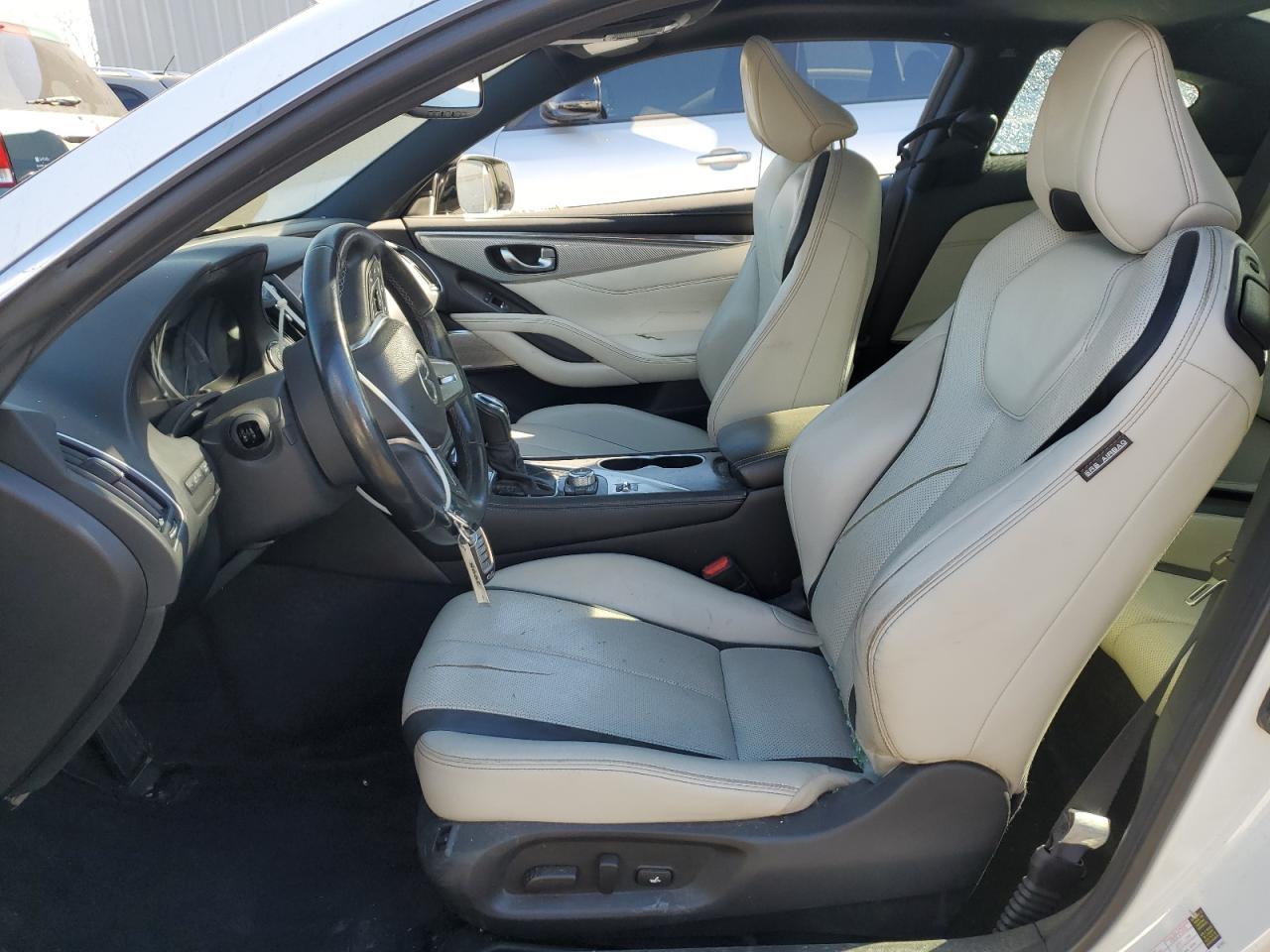 2021 Infiniti Q60 Luxe - Image 7