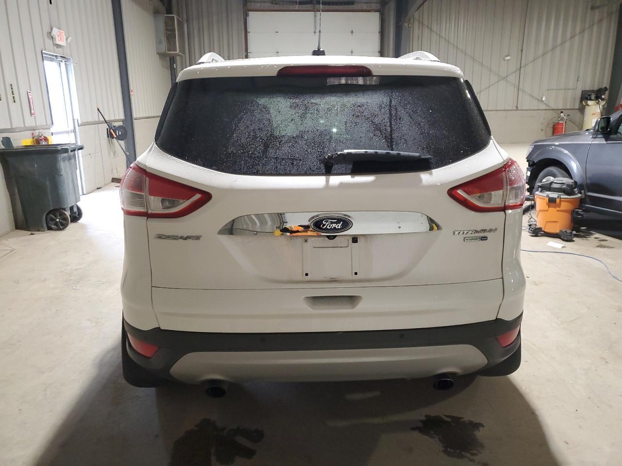 2014 Ford Escape - Фото 6