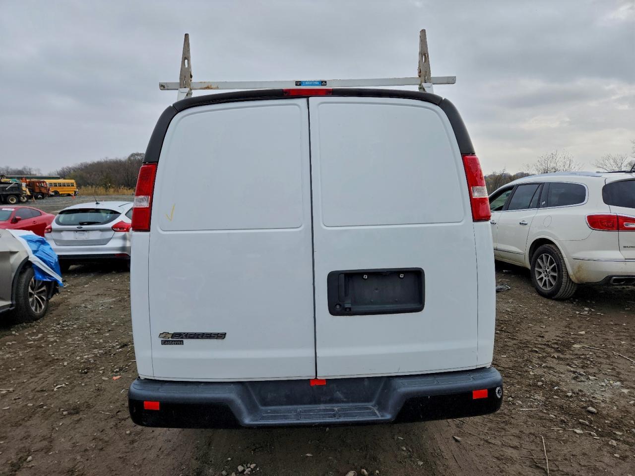 2020 Chevrolet Express G2 Van - Фото 6