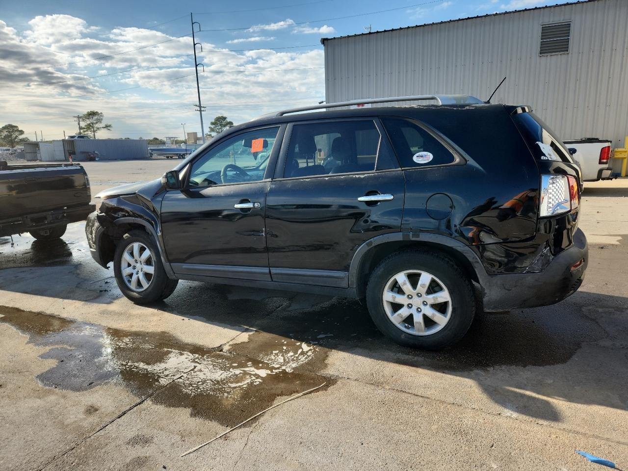 2011 Kia Sorento Base - Фото 2