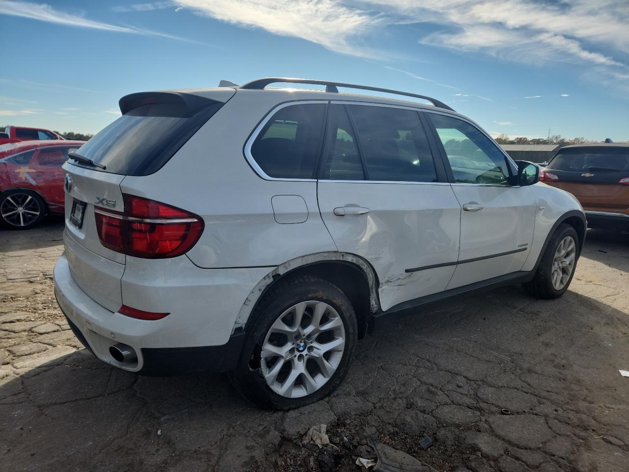 2013 BMW X5 xDrive35I - Фото 3