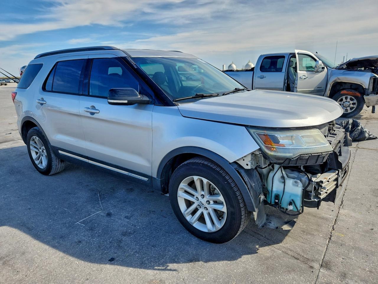 2017 Ford Explorer Xlt - Image 4