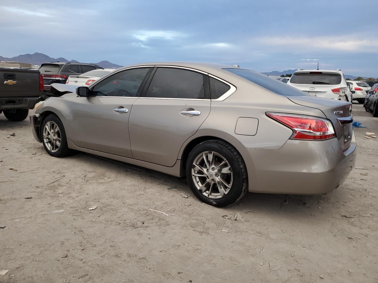 2014 Nissan Altima 2.5 - Image 2