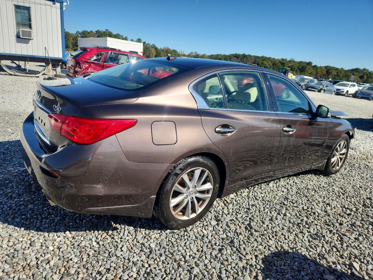 2015 Infiniti Q50 Base - Фото 3