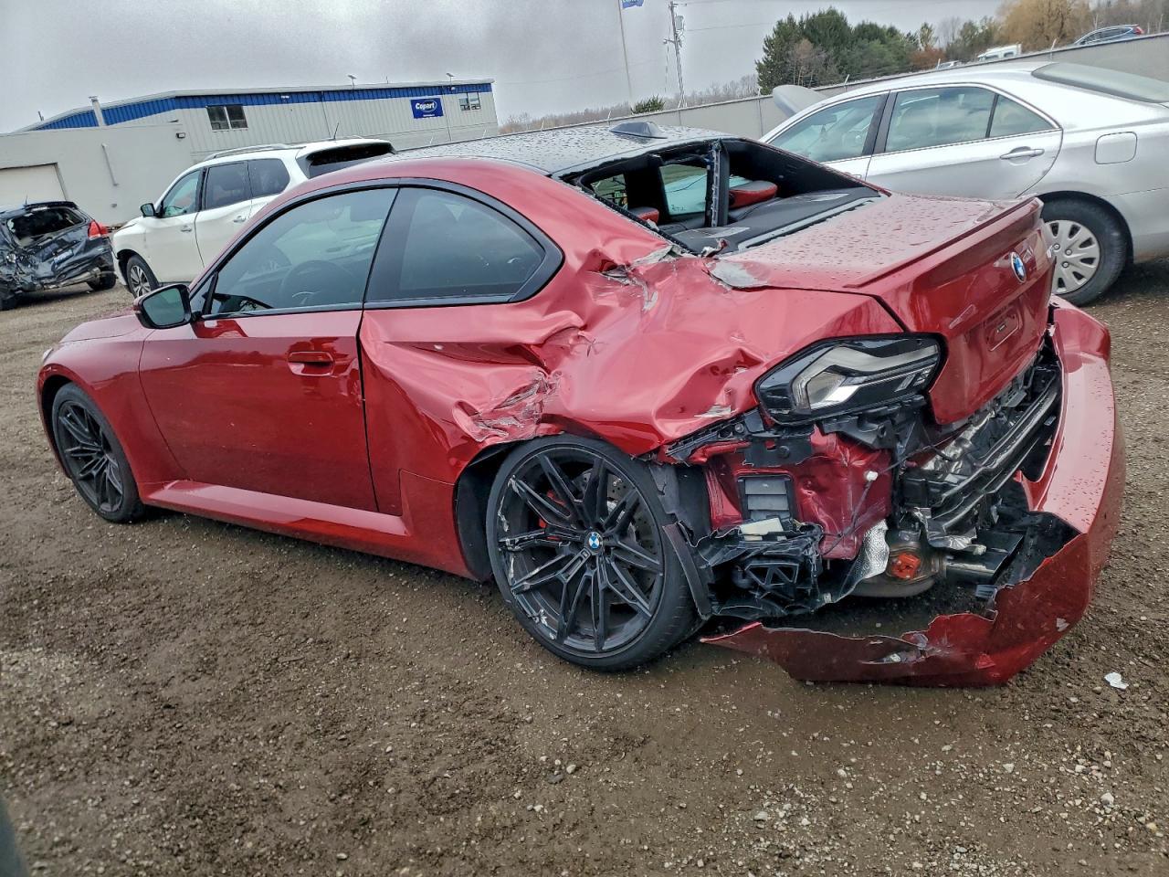 2025 BMW M2 - Фото 2