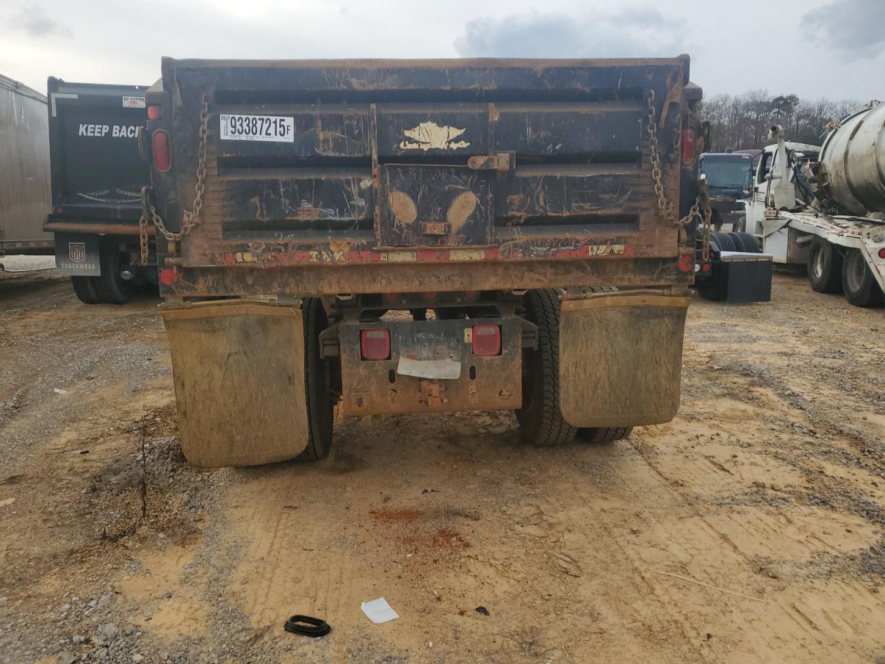 2018 Ford F650 Super Duty Dump Truck - Image 6