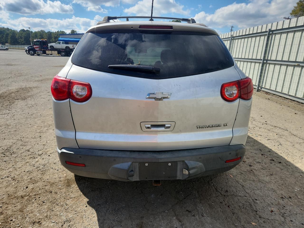 2011 Chevrolet Traverse Lt - Фото 6