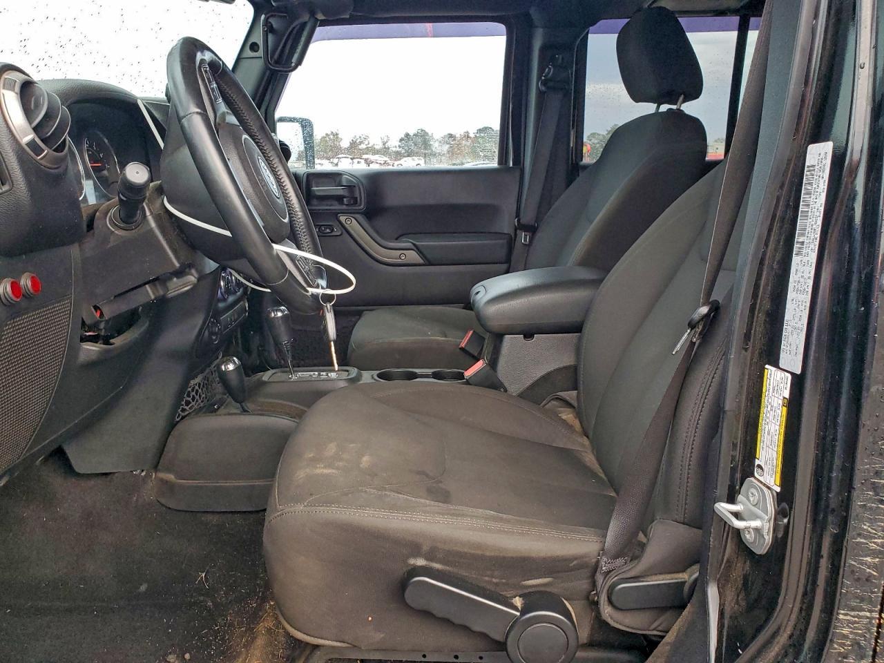 2015 Jeep Wrangler Unlimited Sport - Image 7