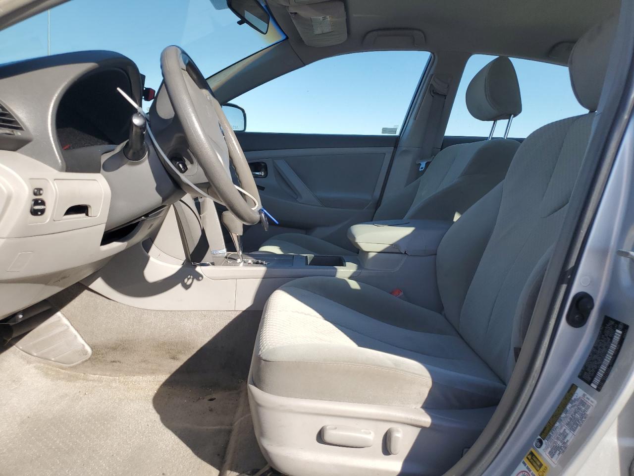2007 Toyota Camry Le - Image 7