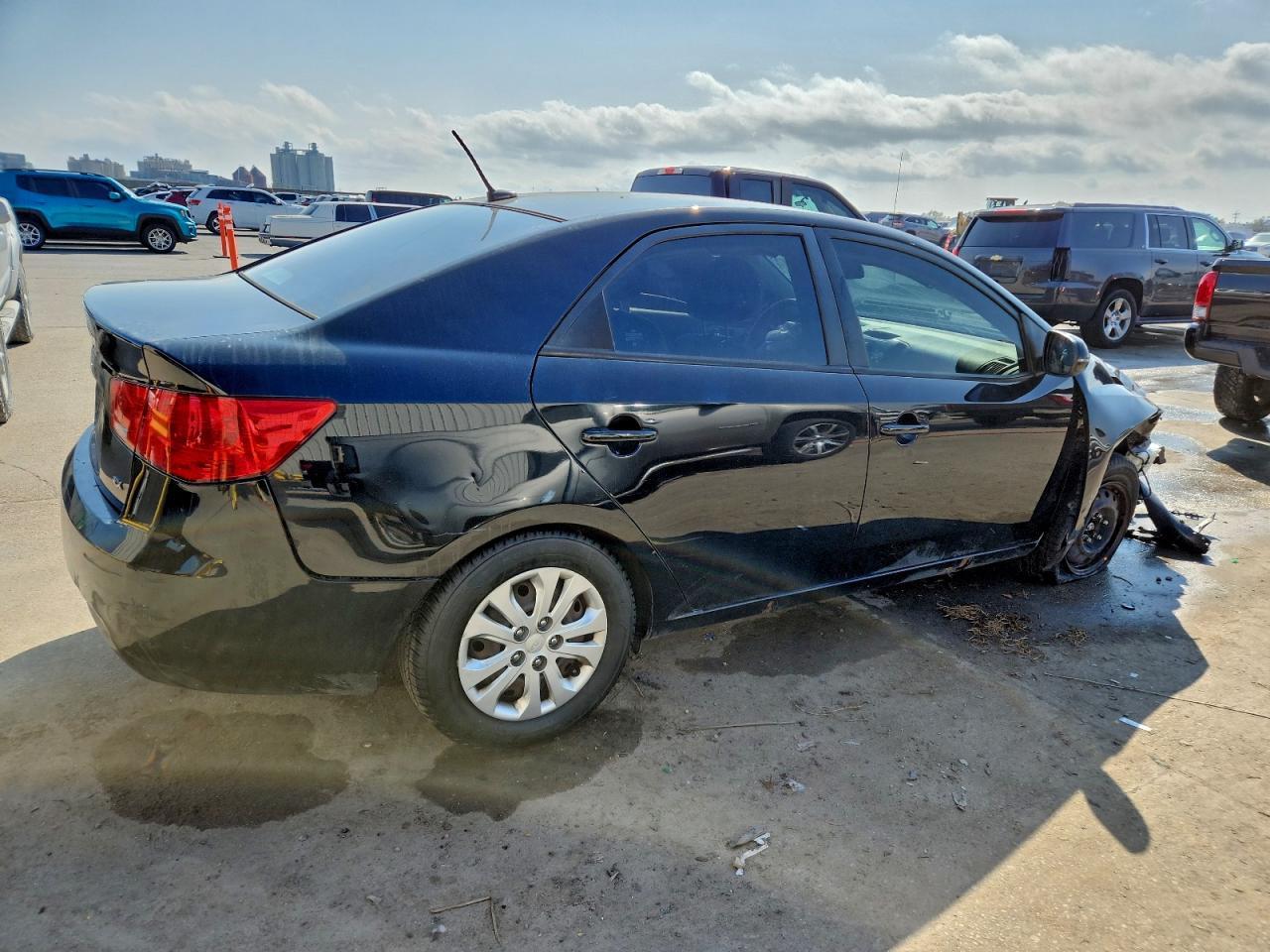 2013 Kia Forte Ex - Image 3