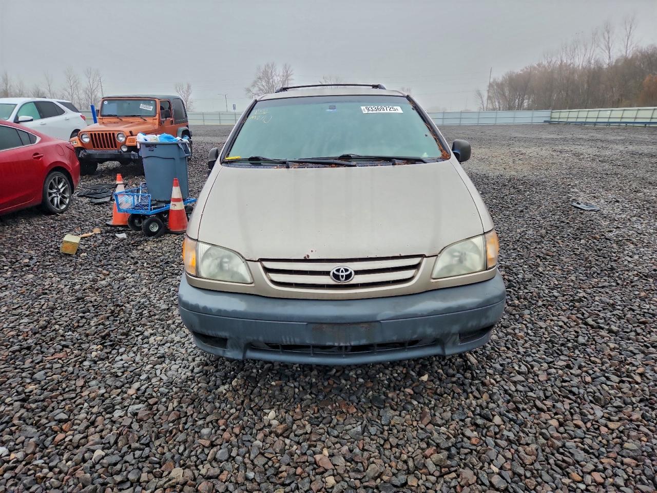 2002 Toyota Sienna - Фото 5