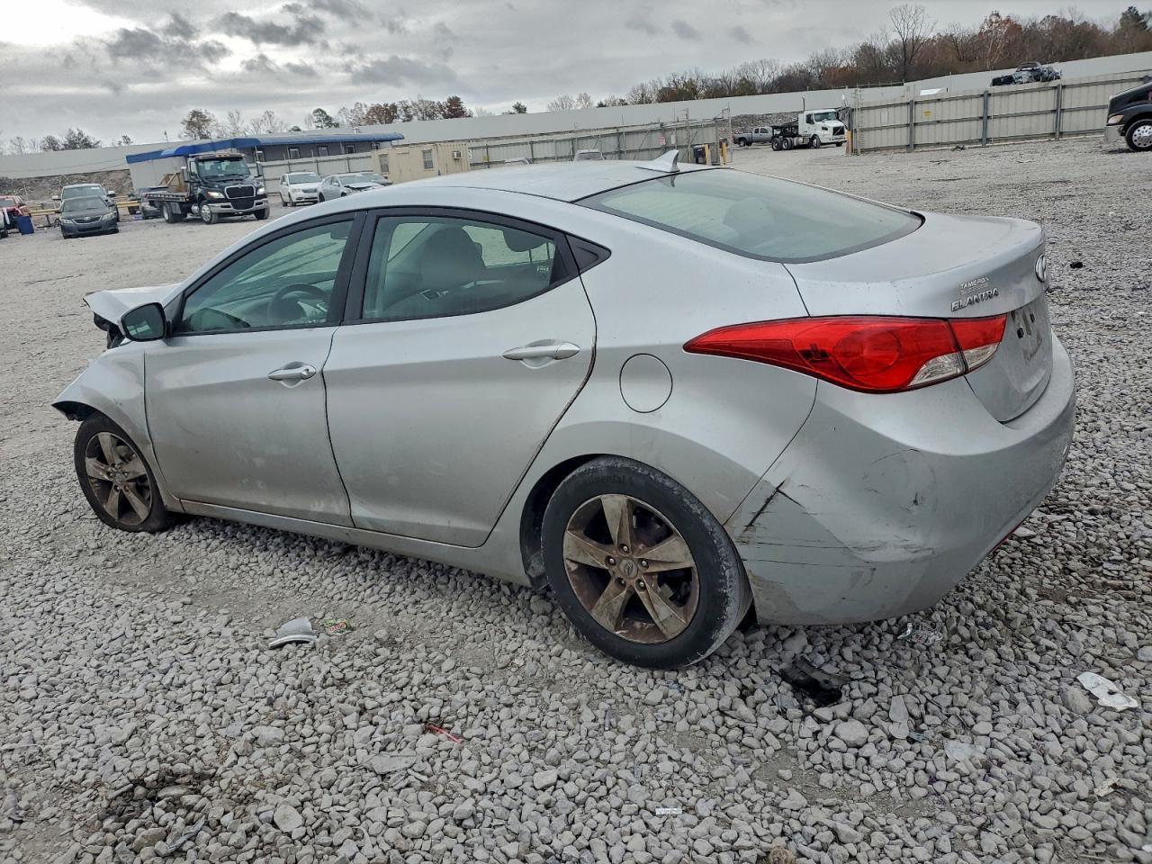 2012 Hyundai Elantra Gls - Фото 2
