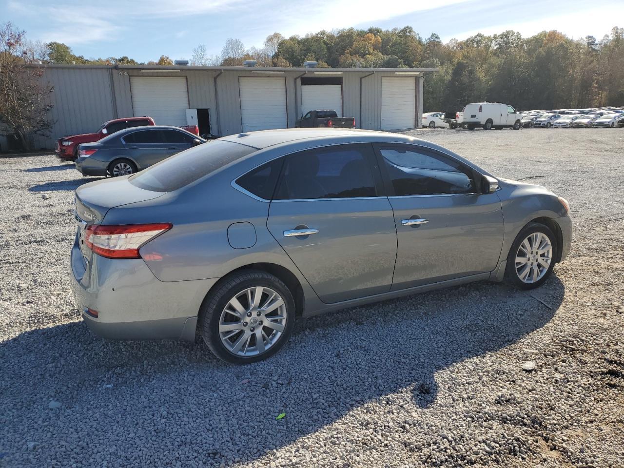 2014 Nissan Sentra S - Image 3