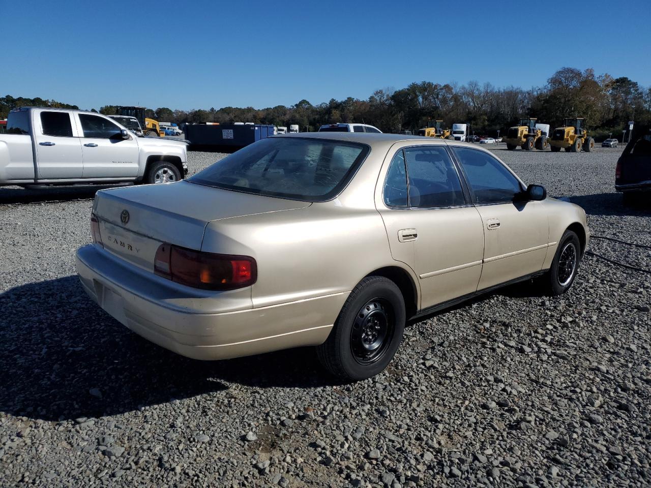 1996 Toyota Camry Dx - Image 3