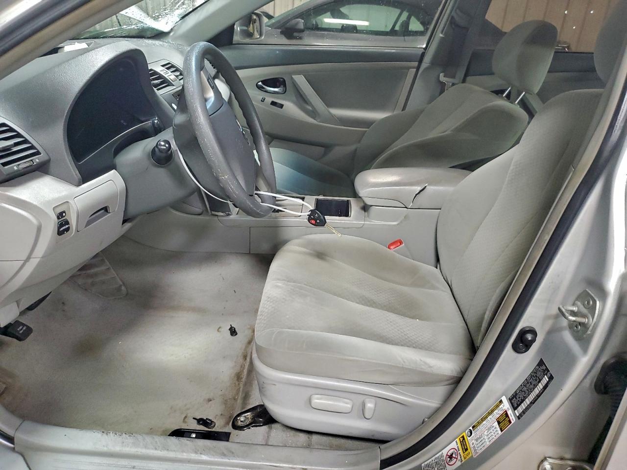 2009 Toyota Camry Base - Image 7