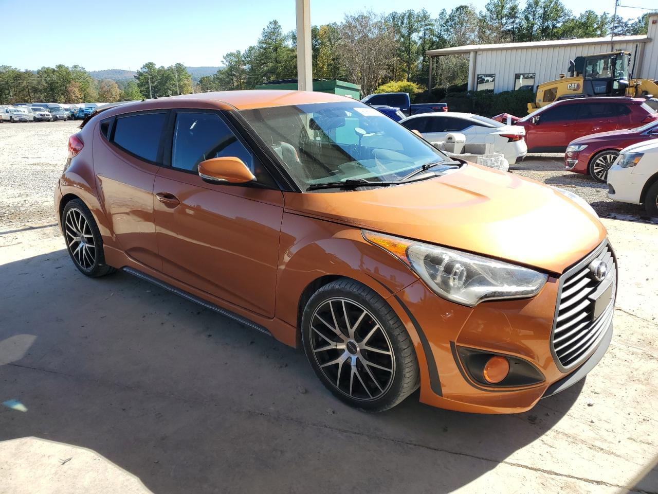 2016 Hyundai Veloster - Фото 4