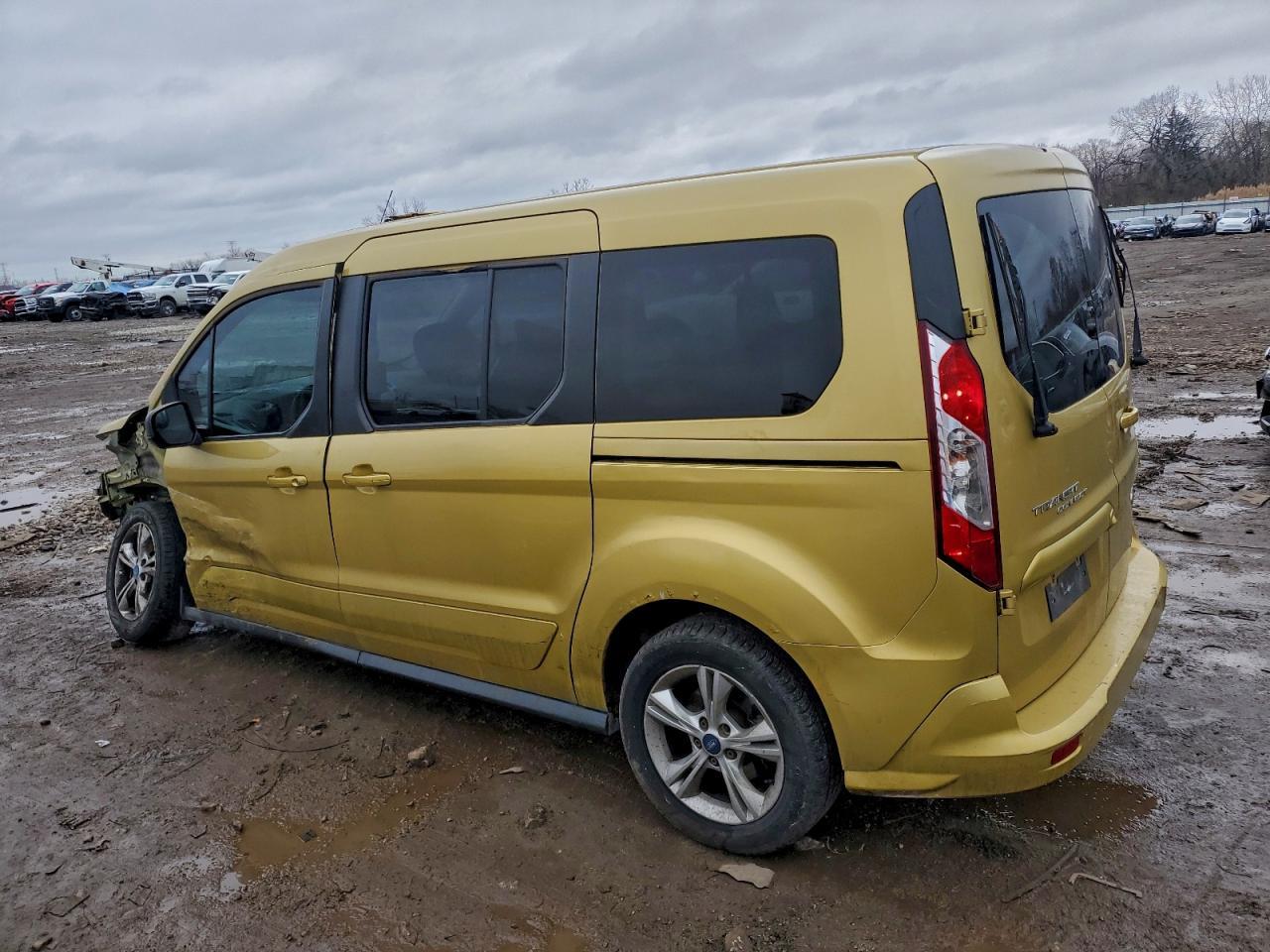 2016 Ford Transit Connect Xlt - Фото 2