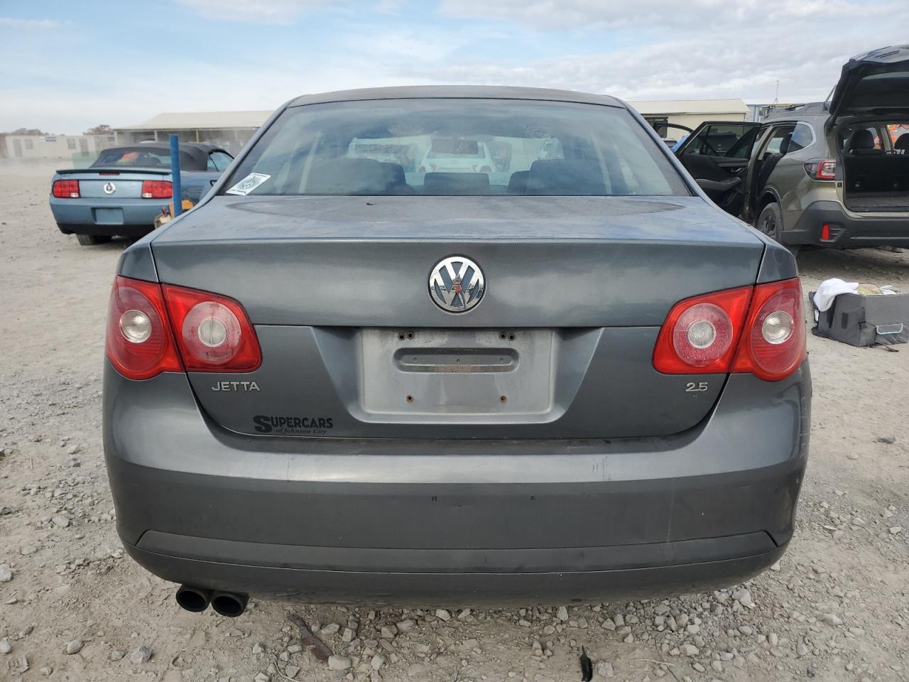 2005 Volkswagen New Jetta Value - Фото 6