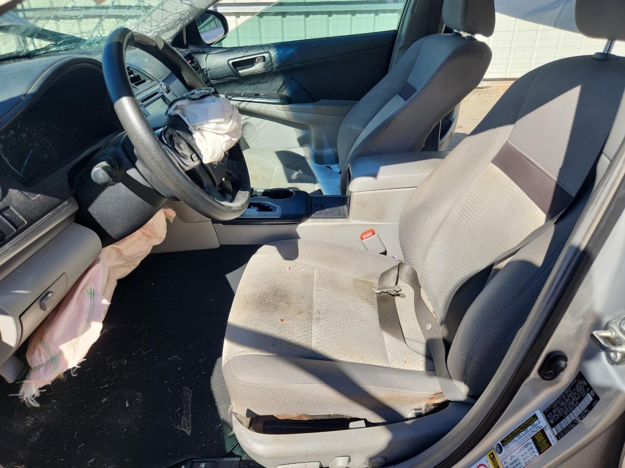 2013 Toyota Camry Le - Image 7