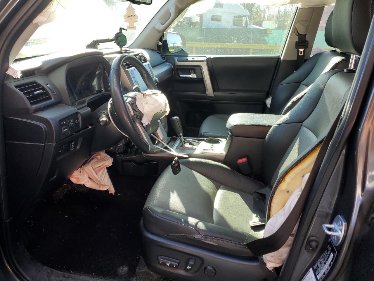 2020 Toyota 4Runner Sr5/Sr5 Premium - Image 7