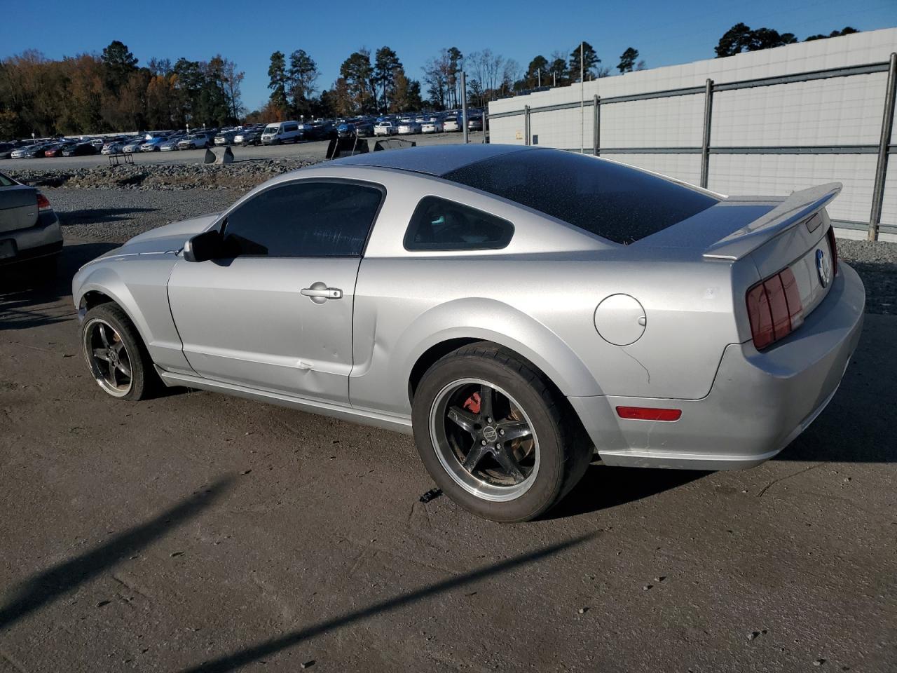 2008 Ford Mustang Gt - Фото 2