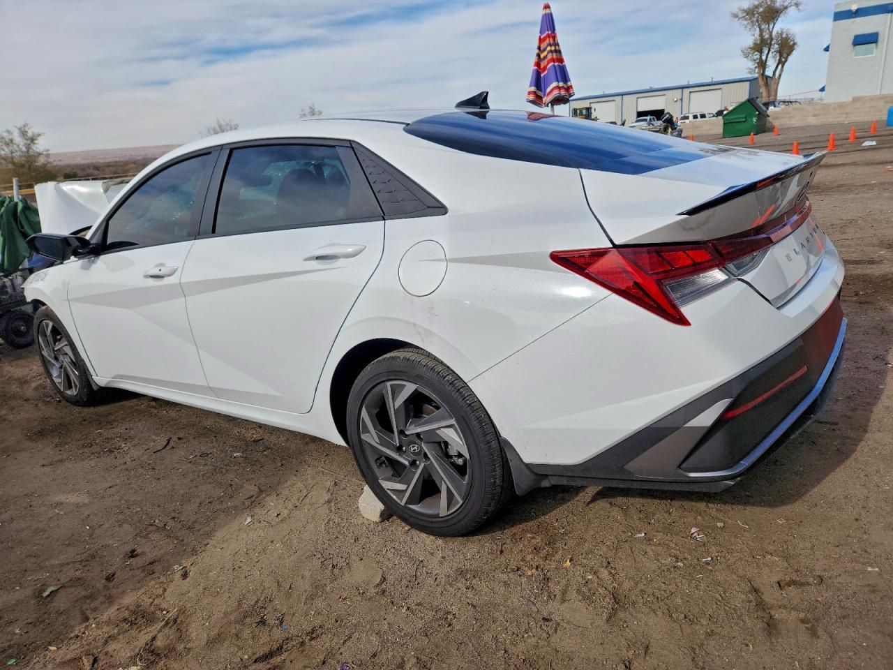 2025 Hyundai Elantra Blue - Фото 2