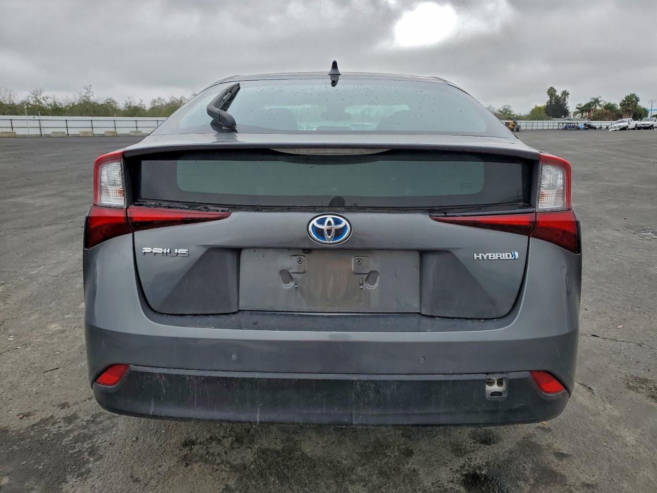 2022 Toyota Prius Night Shade - Фото 6