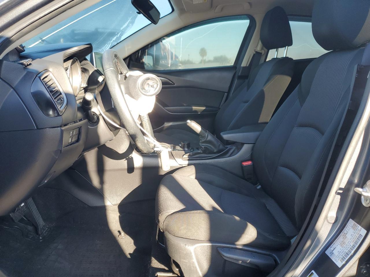 2015 Mazda 3 Touring - Image 7