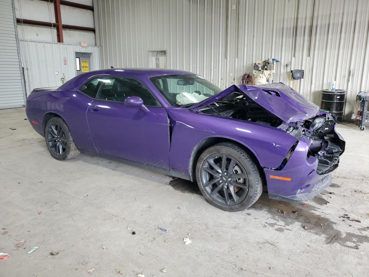 2023 Dodge Challenger Sxt - Фото 4