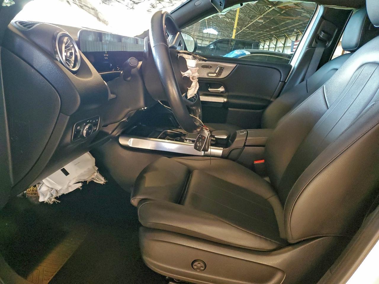 2020 Mercedes-Benz Glb 250 - Фото 7