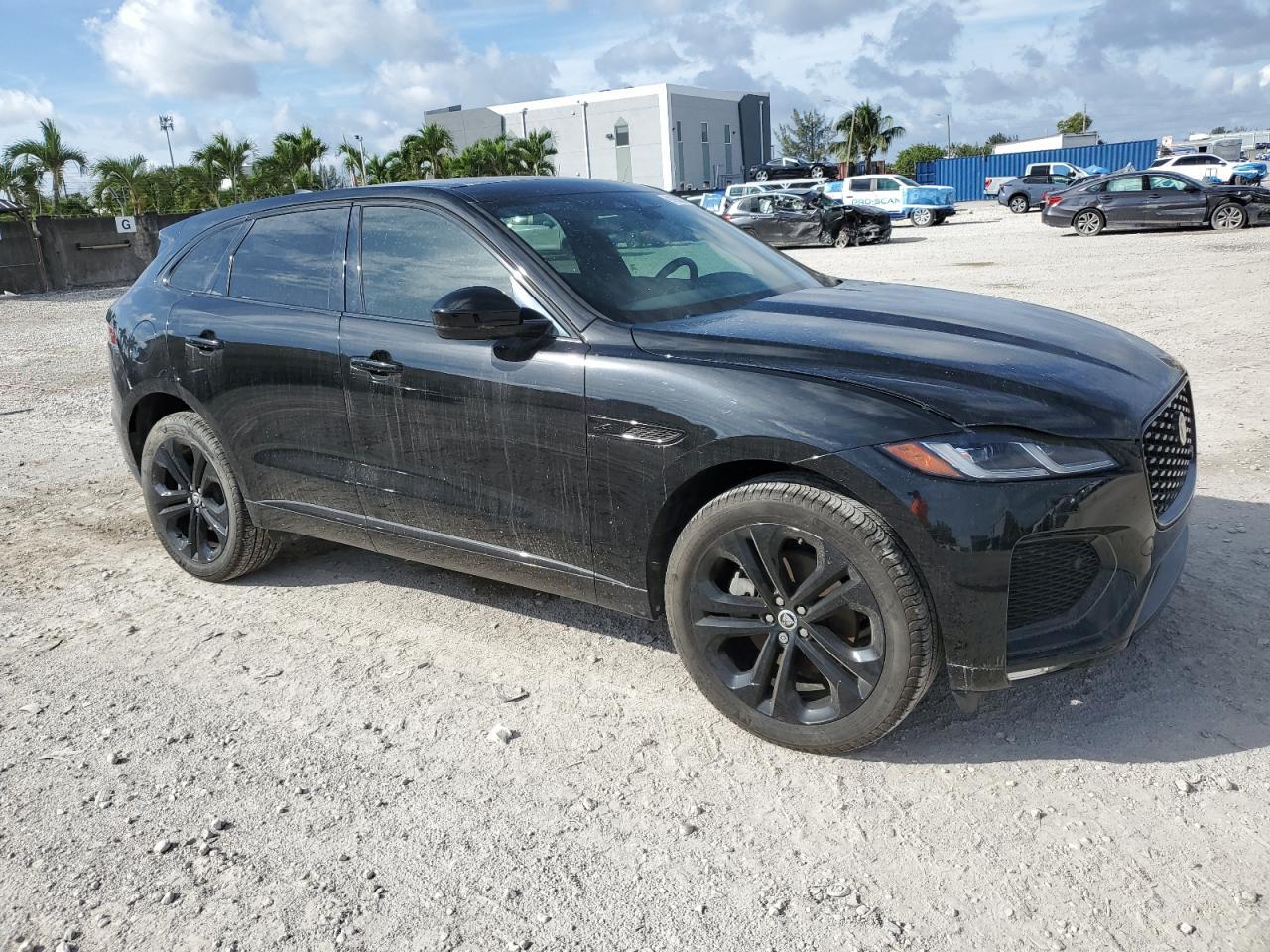 2024 Jaguar F-Pace R-Dynamic S - Фото 4