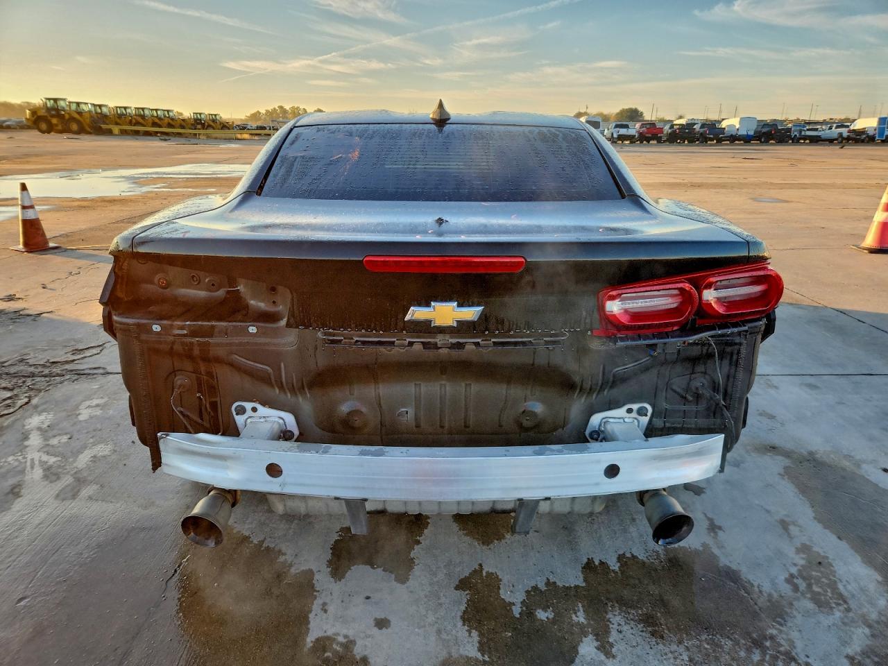 2019 Chevrolet Camaro Ls - Image 6