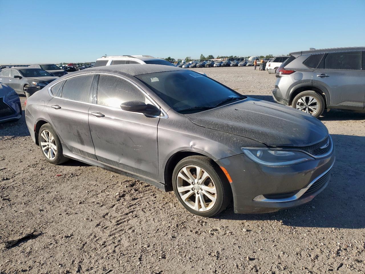2015 Chrysler 200 Limited - Image 4