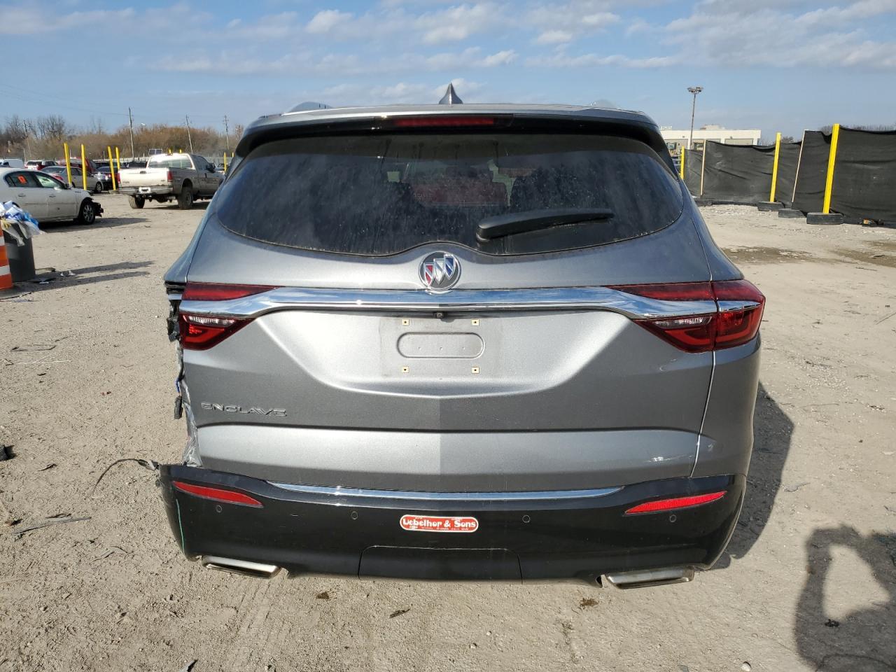 2020 Buick Enclave Essence - Image 6