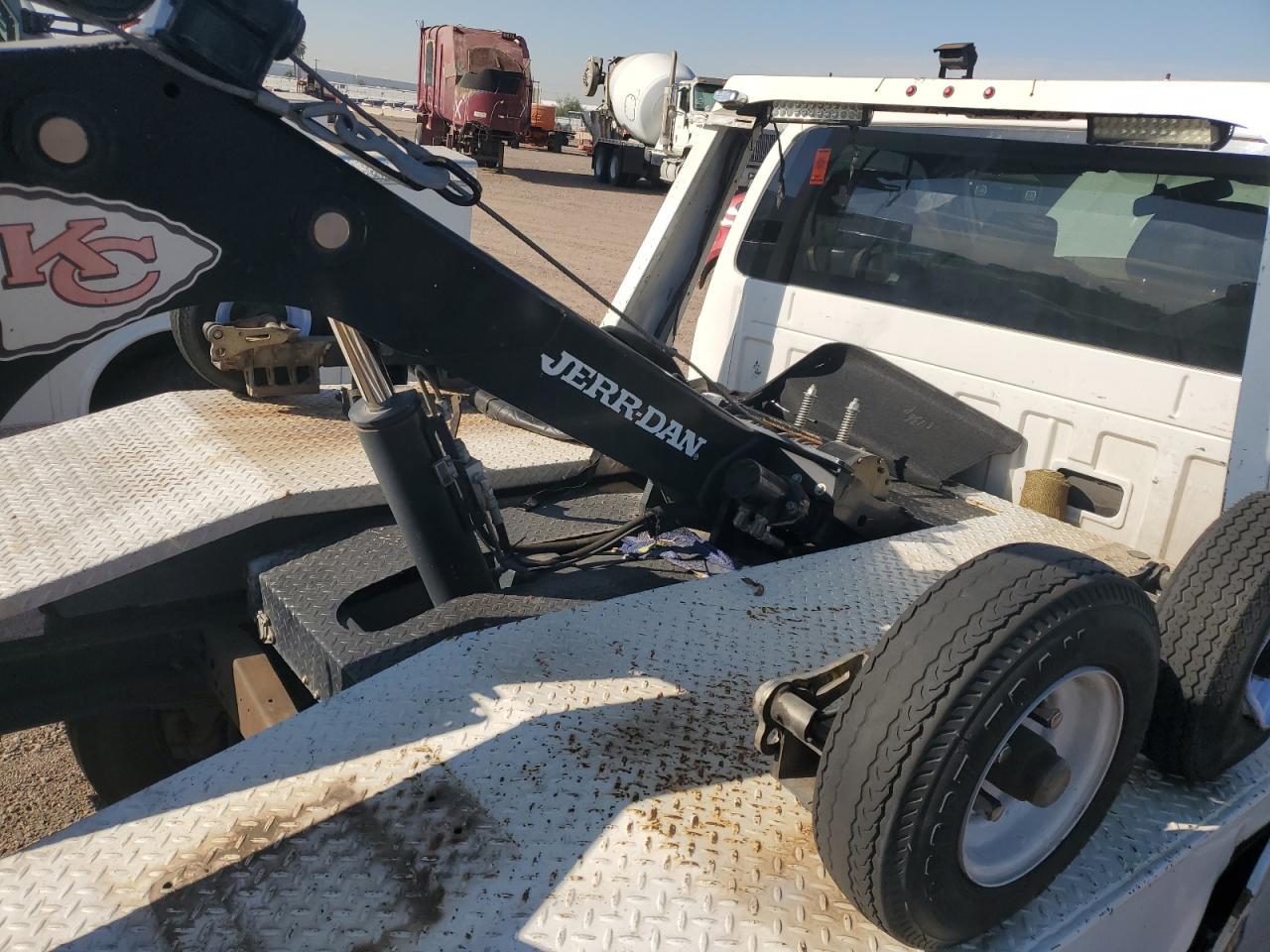 2016 Ford F550 Super Duty - Фото 6