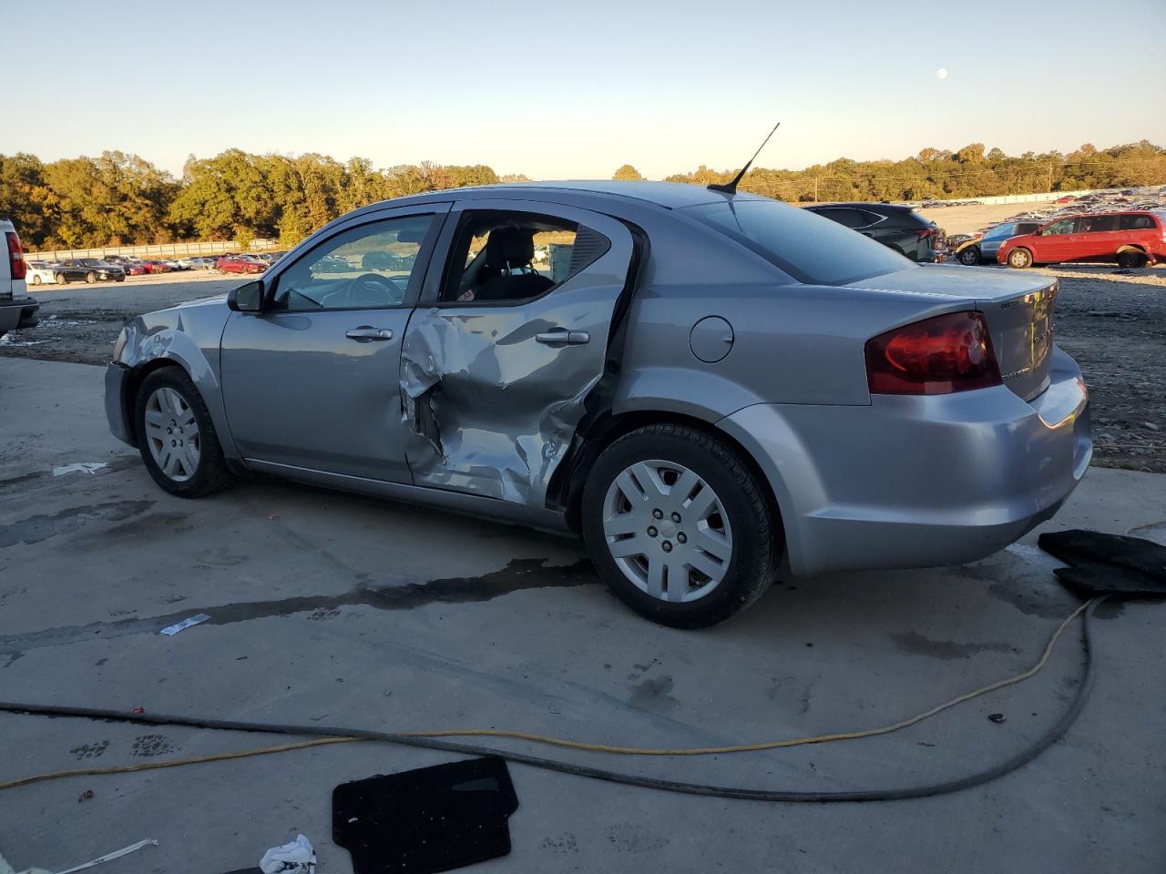 2014 Dodge Avenger Se - Image 2