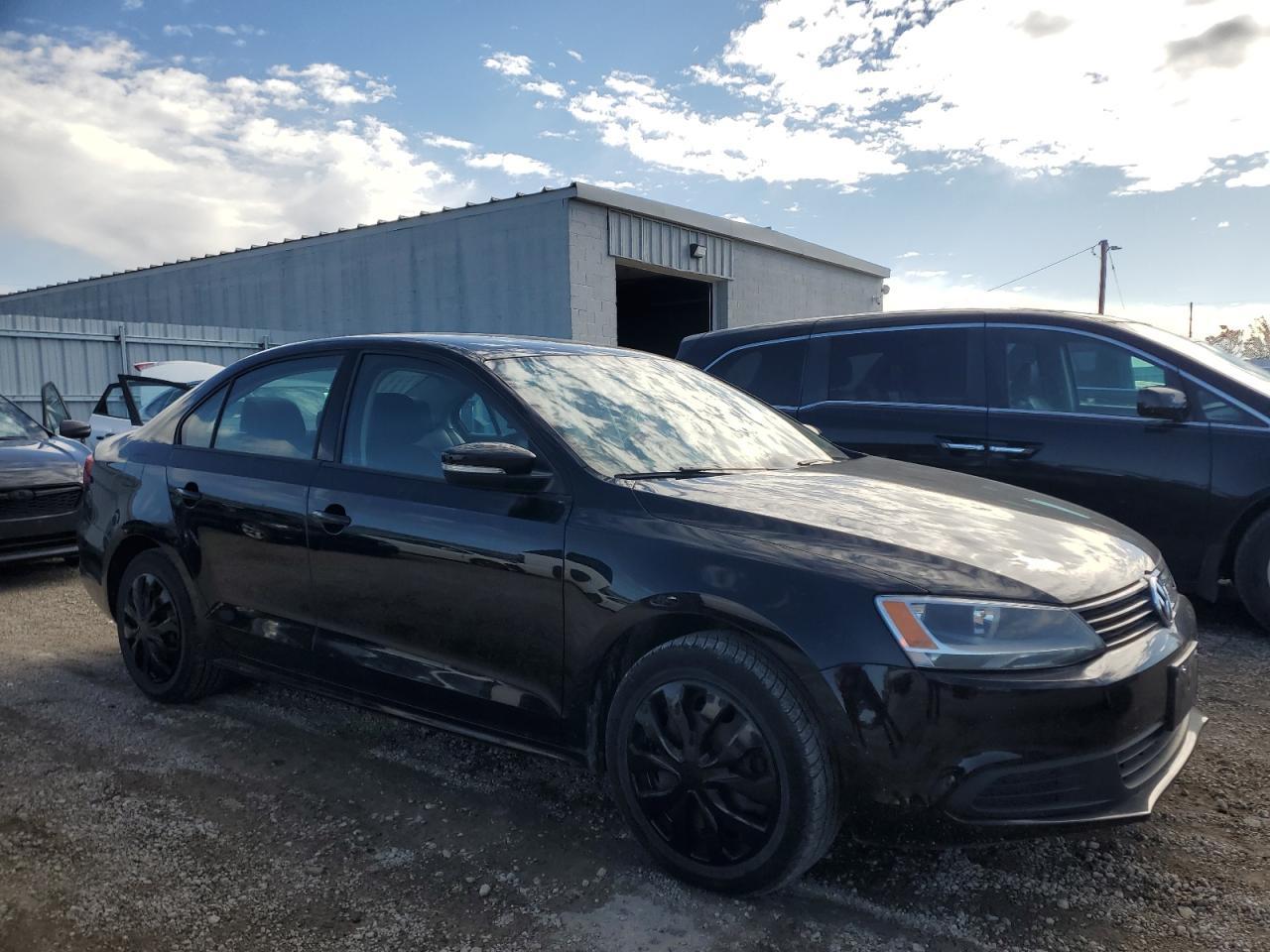 2014 Volkswagen Jetta Se - Image 4