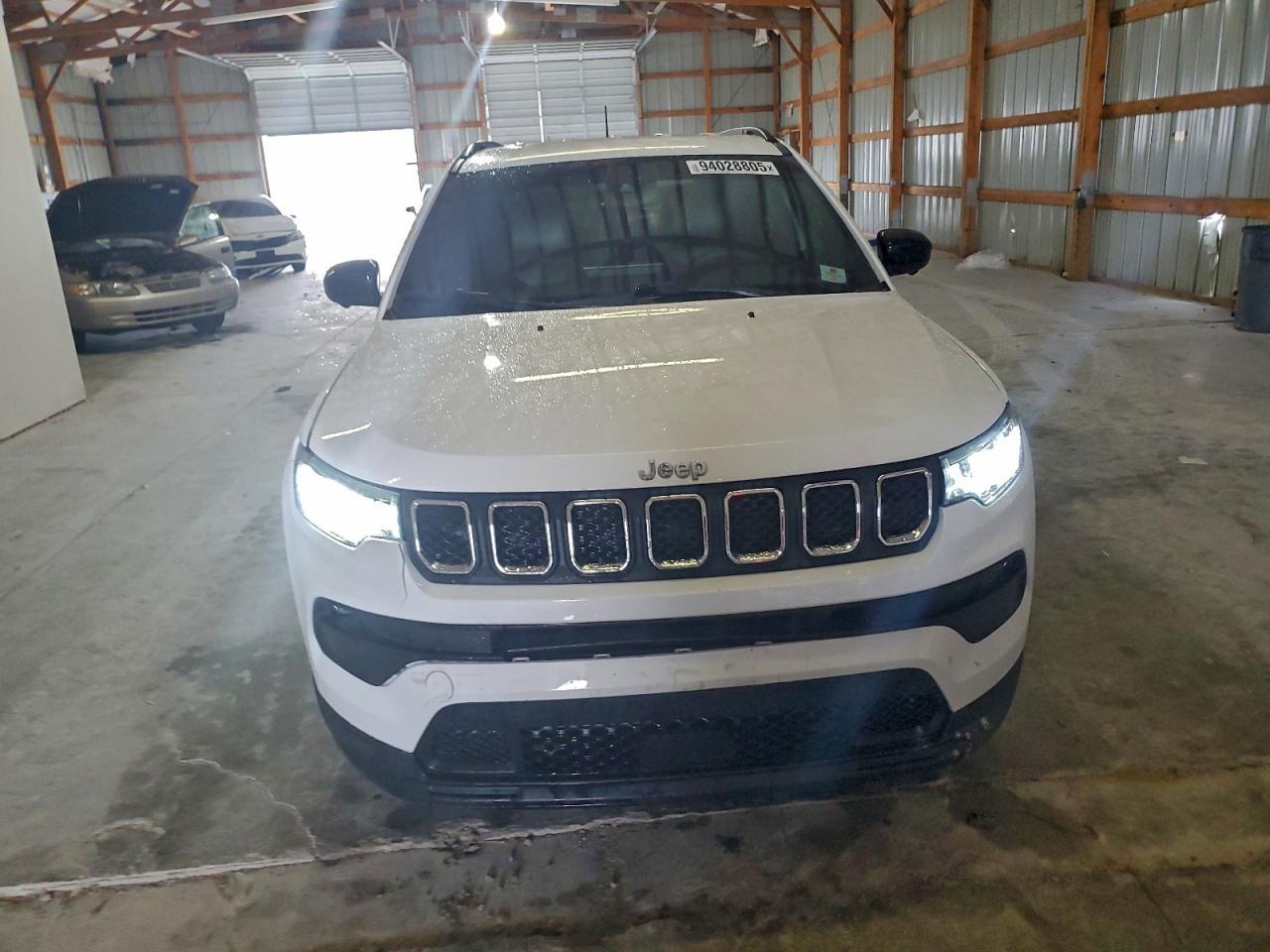 2023 Jeep Compass Latitude - Image 5