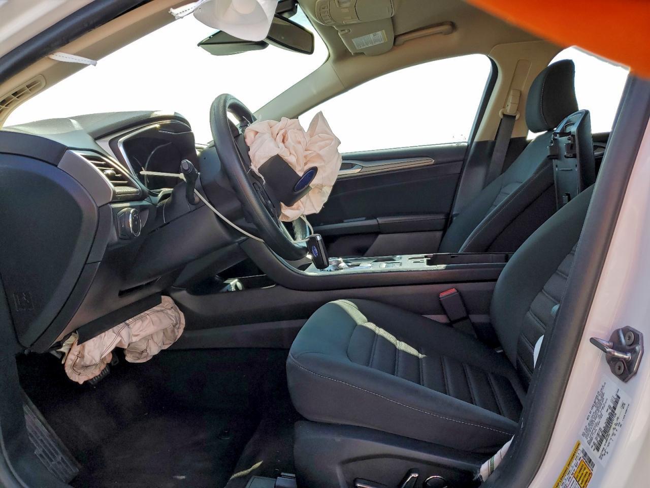 2020 Ford Fusion Se - Image 7